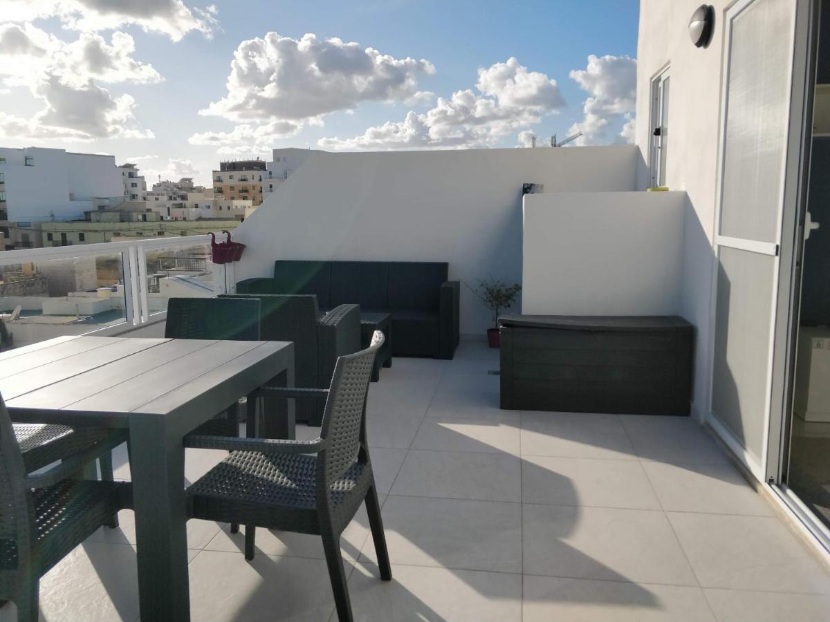 Sea View Penthouse With Large Terrace Irom1-1 Appartement Marsaskala Buitenkant foto