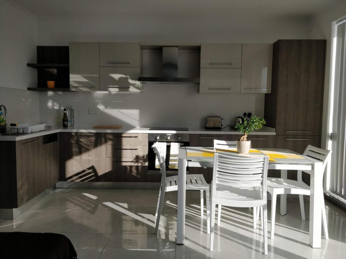 Sea View Penthouse With Large Terrace Irom1-1 Appartement Marsaskala Buitenkant foto